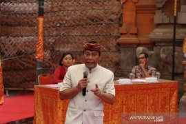 Pakar busana: Tiga jenis kain Bali punah