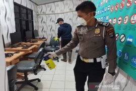 Kapolres  imbau masyarakat tidak panik menyikapi informasi Virus Corona