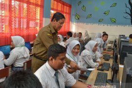 Kepri tetap laksanakan UNBK