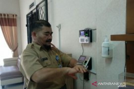 Sahirman imbau pegawai terapkan cara pencegahan penularan Covid-19
