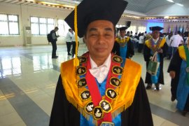 Unpatti Ambon antisipasi penularan Corona