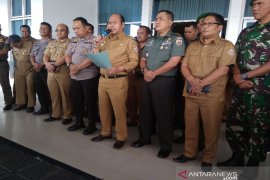 Taput isolasi diri, liburkan sekolah hingga tutup tempat wisata dan hiburan antisipasi corona