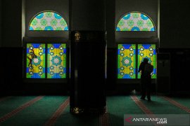 MUI Pekanbaru ajak warga gotong-royong bersihkan masjid hindari corona