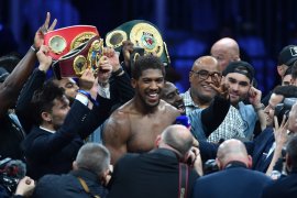 Joshua bertarung tanpa penonton sebagai pilihan terakhir