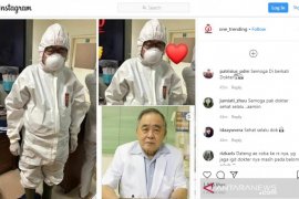 Meski usia 80 tahun, Dokter Handoko Gunawan ikut tangani COVID-19