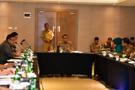 Poltekkes Kemenkes himbau mahasiwa jauhi mal dan cafe