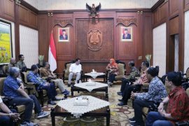 PWI Jatim tunda resepsi puncak HPN 2020 di Gedung Grahadi
