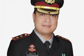 Polisi tangkap tiga pengedar narkoba dan 21 paket sabu-sabu dalam 24 Jam