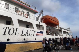 Cuaca buruk, Ratusan penumpang ke Pulau Simeulue gagal berangkat