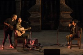 Bonita rilis album keluarga  perdana
