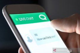 Jumat besok, pemerintah buka akun "chatbot" WhatsApp soal virus corona