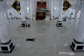 Himbauan tidak sholat jumat Page 2 Small