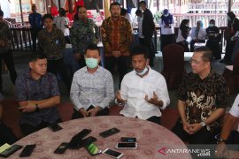 Pengusaha Batam siap bantu pemerintah cegah COVID-19,  target kumpulkan Rp20 miliar