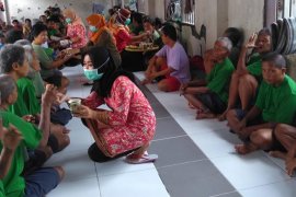 Wali Kota Risma bagikan cara tingkatkan daya tahan tubuh warganya