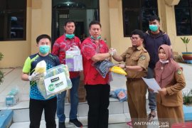 Paguyuban Tionghoa Sulteng bantu alat perlindungan medis cegah COVID-19