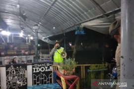 Satgas COVID-19 Pamekasan bubarkan tempat keramaian