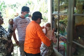 LegislatorLimapuluh Kota sarankan pemkab edukasi masyarakat terkait COVID-19