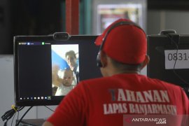 Video Call Cegah Penyebaran COVID-19