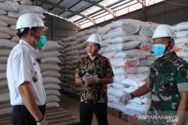 Stok gula pasir di gudang Bulog Belitung kosong