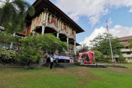 Mahasiswa asing di Universitas Udayana belajar online/daring