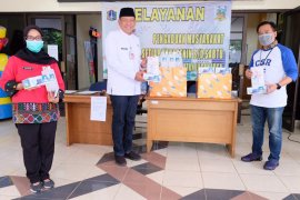 ACC bagikan ribuan masker dan "hand sanitizer" untuk Puskesmas