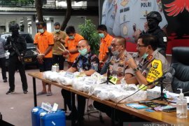 Polisi tangkap tiga bandar narkoba dan sita 27 kilogram sabu