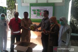 DPD PKS Ogan Komering Ulu  salurkan bantuan APD