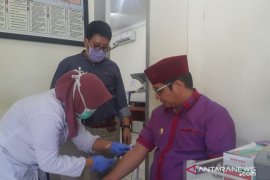 Tiba di Palu, Pasha Ungu jalani pemeriksaan kesehatan