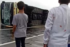 Polisi  Nganjuk masih usut kejadian bus slip di tol Trans Jawa