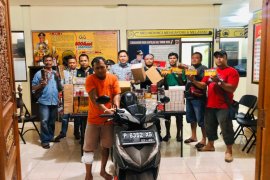 Polres Badung tangkap residivis pencuri ratusan pak rokok