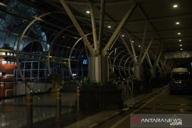 Bandara Ngurah Rai gelar "Earth Hour" tanpa seremonial