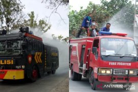 Antisipasi COVID-19, Pemkot-Polres Tanjungbalai lakukan penyemprotan disinfektan massal