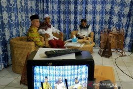 Diskominfo sosialisasi Covid 19 melalui live dialog interaktif