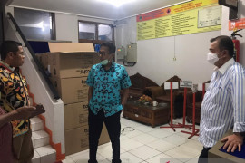 Posko Penanganan COVID-19 Sumbar salurkan APD ke Rumah Sakit dan tim medis