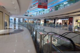Begini penampakan pusat perbelanjaan di Depok tutup sementara akibat wabah Corona