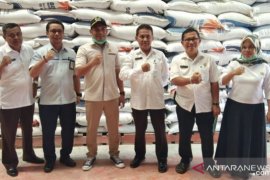 DPRD sidak gudang Bulog untuk pastikan stok pangan cukup,