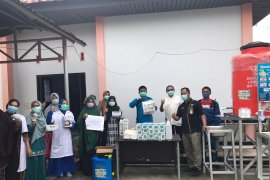 Puskemas Lubuk Muda terima bantuan APD dari Pertamina Sungai Pakning