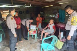 Polsek Belinyu gelar bakti sosial pembagian sembako