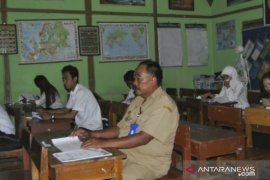 29 Absen Ujian Kesetaraan Paket C Di Tulungagung Antara News Jawa Timur