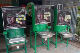 Komunitas Bonek Tembagapura-Timika  gelar aksi melawan COVID-19