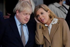 Tunangan PM Inggris yang hamil miliki gejala COVID-19