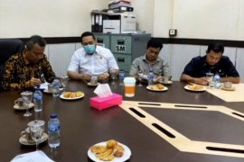 Waka DPRD Provinsi Jambi minta pemkab perketat pengawasan di pelabuhan