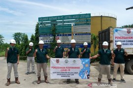 Video - Astra Agro bantu cangkang Sawit pembuatan asap cair Disinfektan