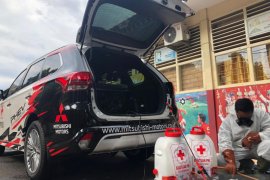 MMKSI kirim Outlander PHEV bantu operasional PMI cegah COVID-19