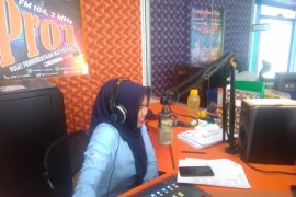 RRI Pontianak ajak guru mengajar melalui radio