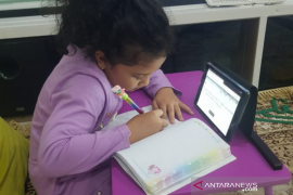 Walau dengan grup WhatsApp, proses pendidikan di Aceh Tengah tetap berjalan