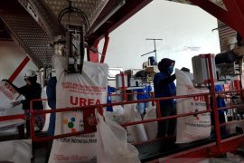 Pupuk Indonesia yakin PSBB tidak ganggu distribusi pupuk ke petani