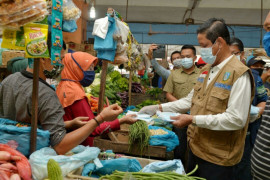 Kepri masih kaji penerapan PSBB