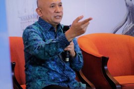 Menkop Teten Masduki luncurkan Program Belanja di Warung Tetangga