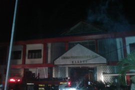 Kondisi Lapas Tuminting Manado berangsur-angsur kondusif selepas kerusuhan